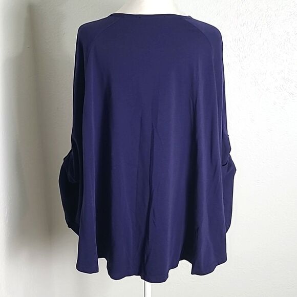 Kate Kasin T-Shirt Cape, Navy Blue with Red Buttons, One Size - Picture 5 of 8